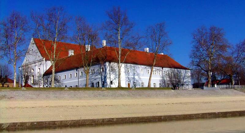Slavonski Brod - Franjeva�ki samostan