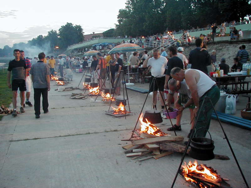 Slavonski Brod - �etali�te kraj Save